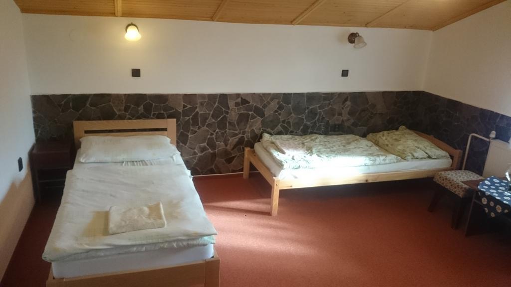 Penzion Relax Prievidza Buitenkant foto